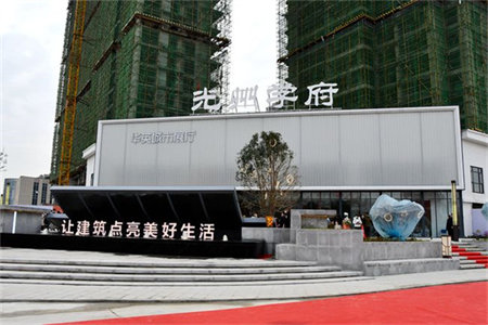 东坡小区套三全明户型38万急售可议价位置佳出税